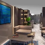 Lunet Old City Hotel