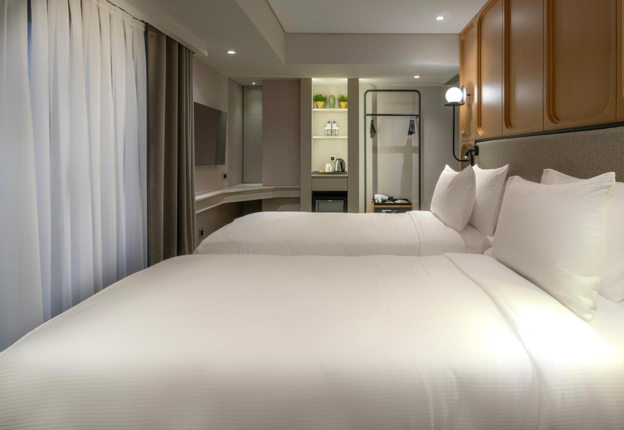Otel Lunet Old *